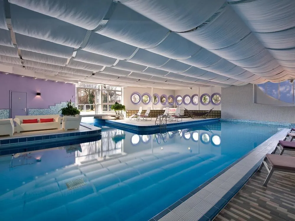 Hotel Mioni Pezzato Абано-Терме 4*,  Италия