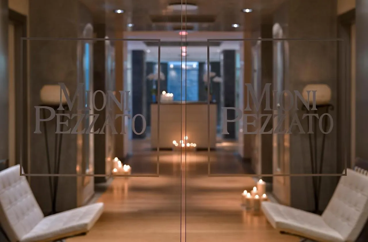 Hotel Mioni Pezzato Abano Terme 4*,  Italy